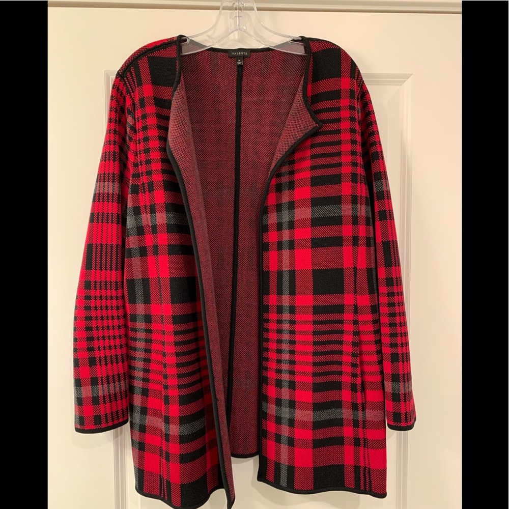 Open, loose fitting jacket